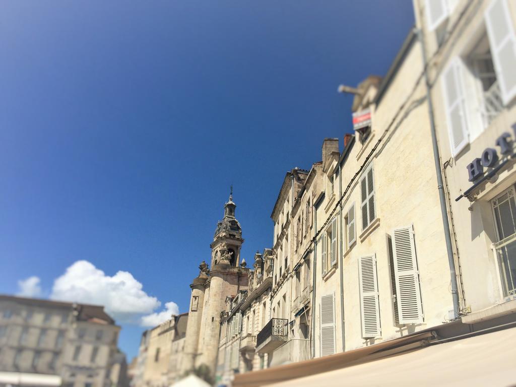 Hotel La Marine, Vieux Port ラ・ロシェル エクステリア 写真