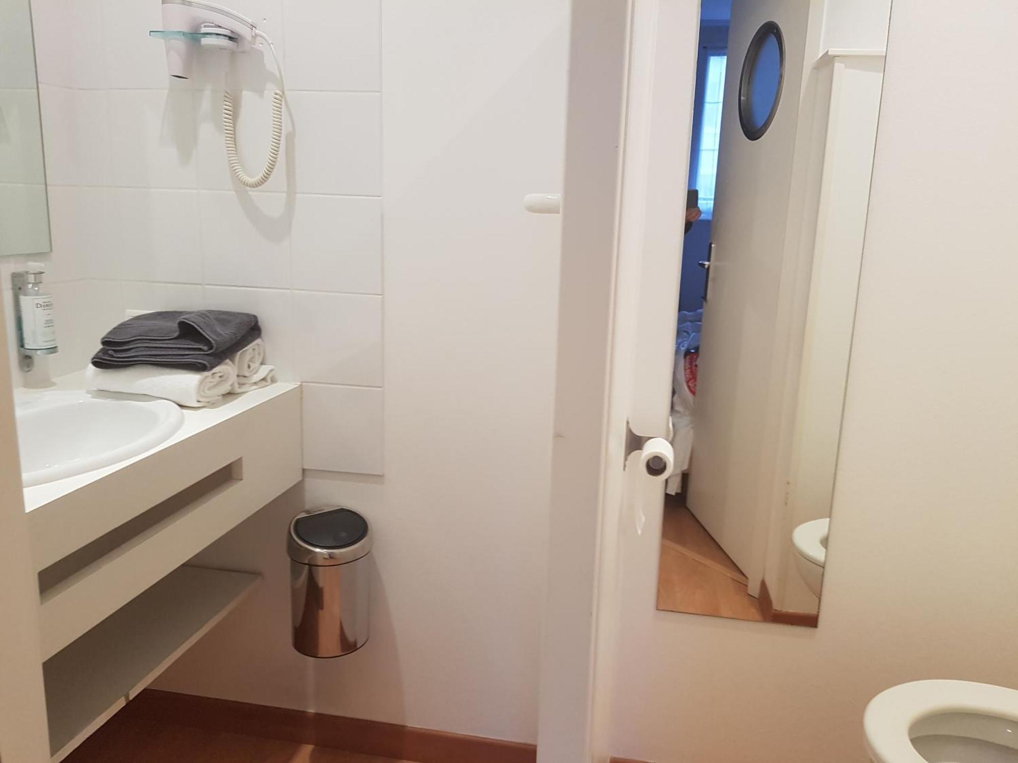 Hotel La Marine, Vieux Port ラ・ロシェル 部屋 写真