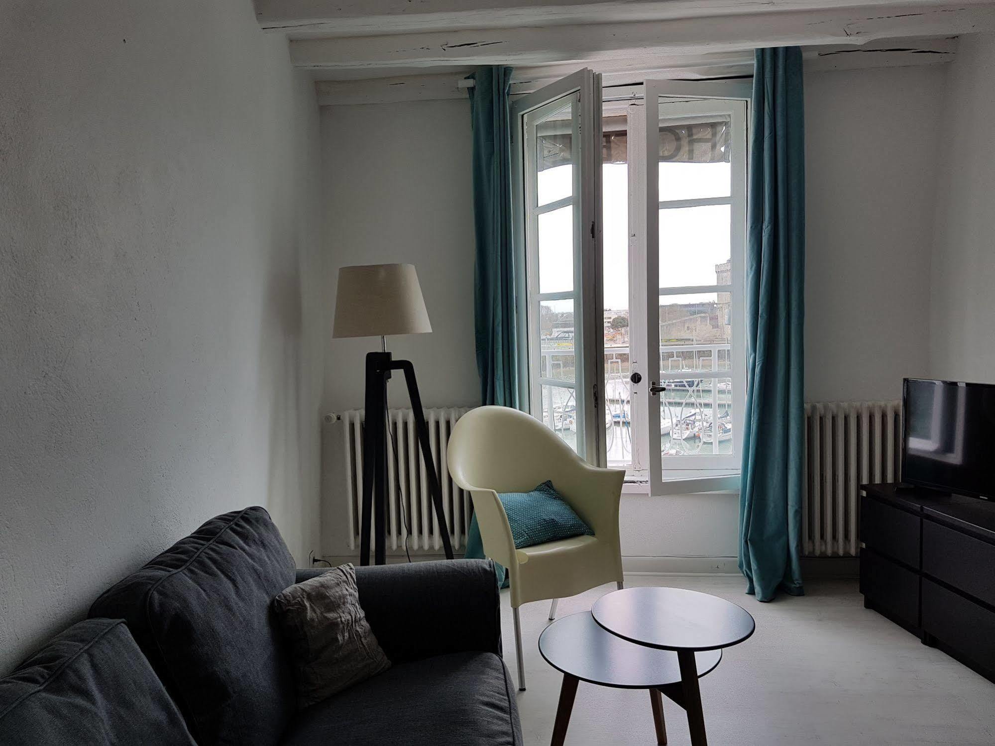 Hotel La Marine, Vieux Port ラ・ロシェル エクステリア 写真