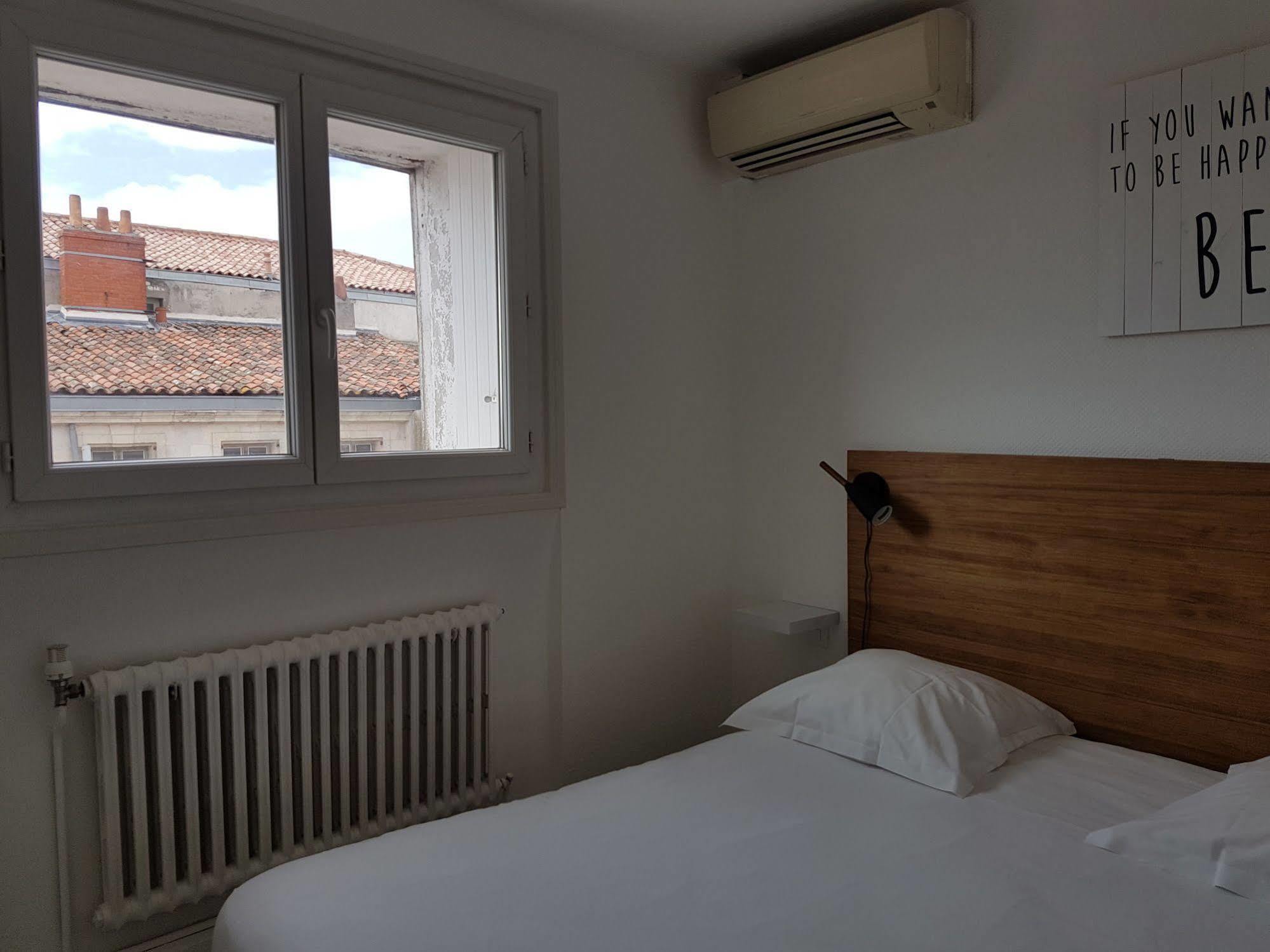 Hotel La Marine, Vieux Port ラ・ロシェル エクステリア 写真