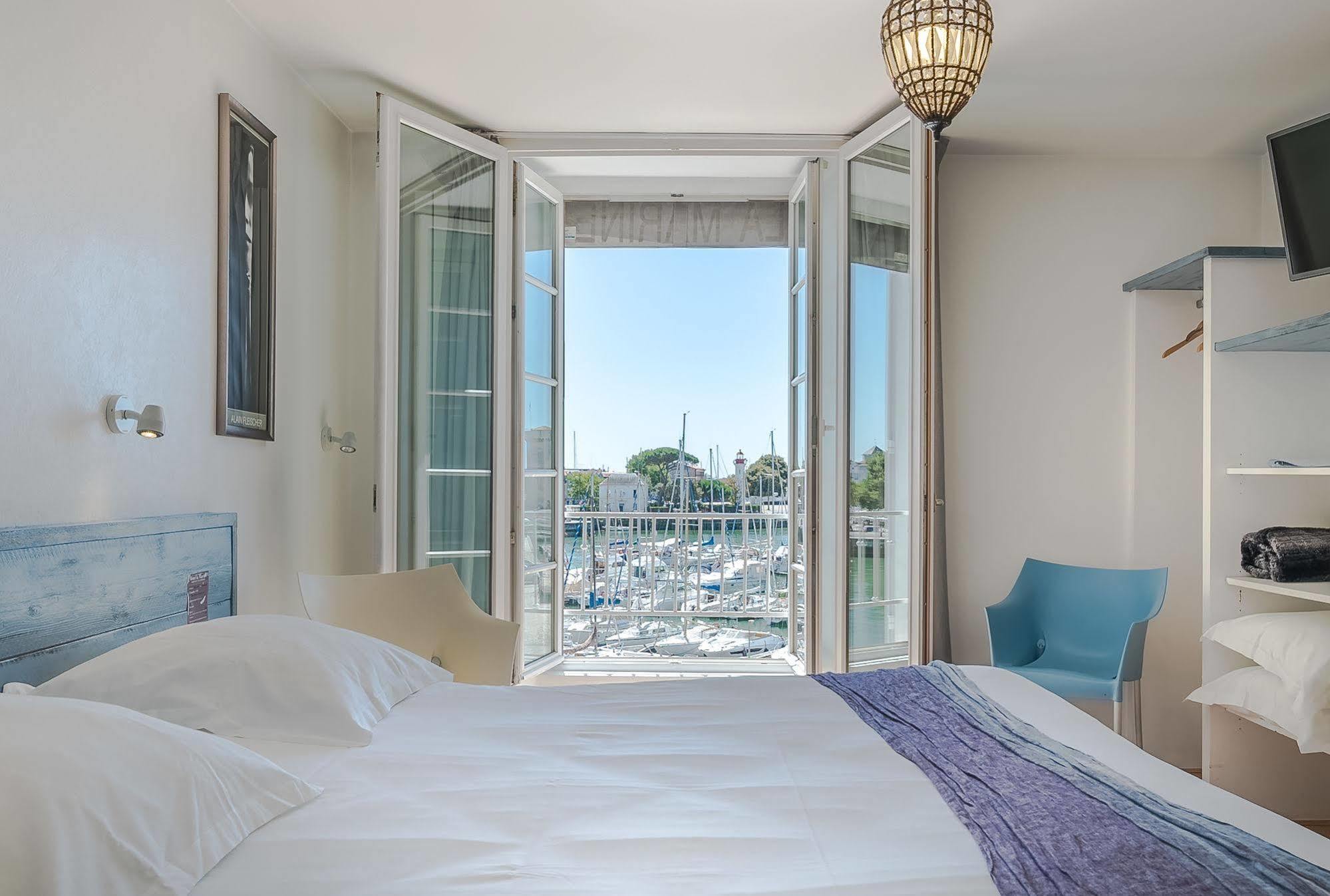 Hotel La Marine, Vieux Port ラ・ロシェル エクステリア 写真
