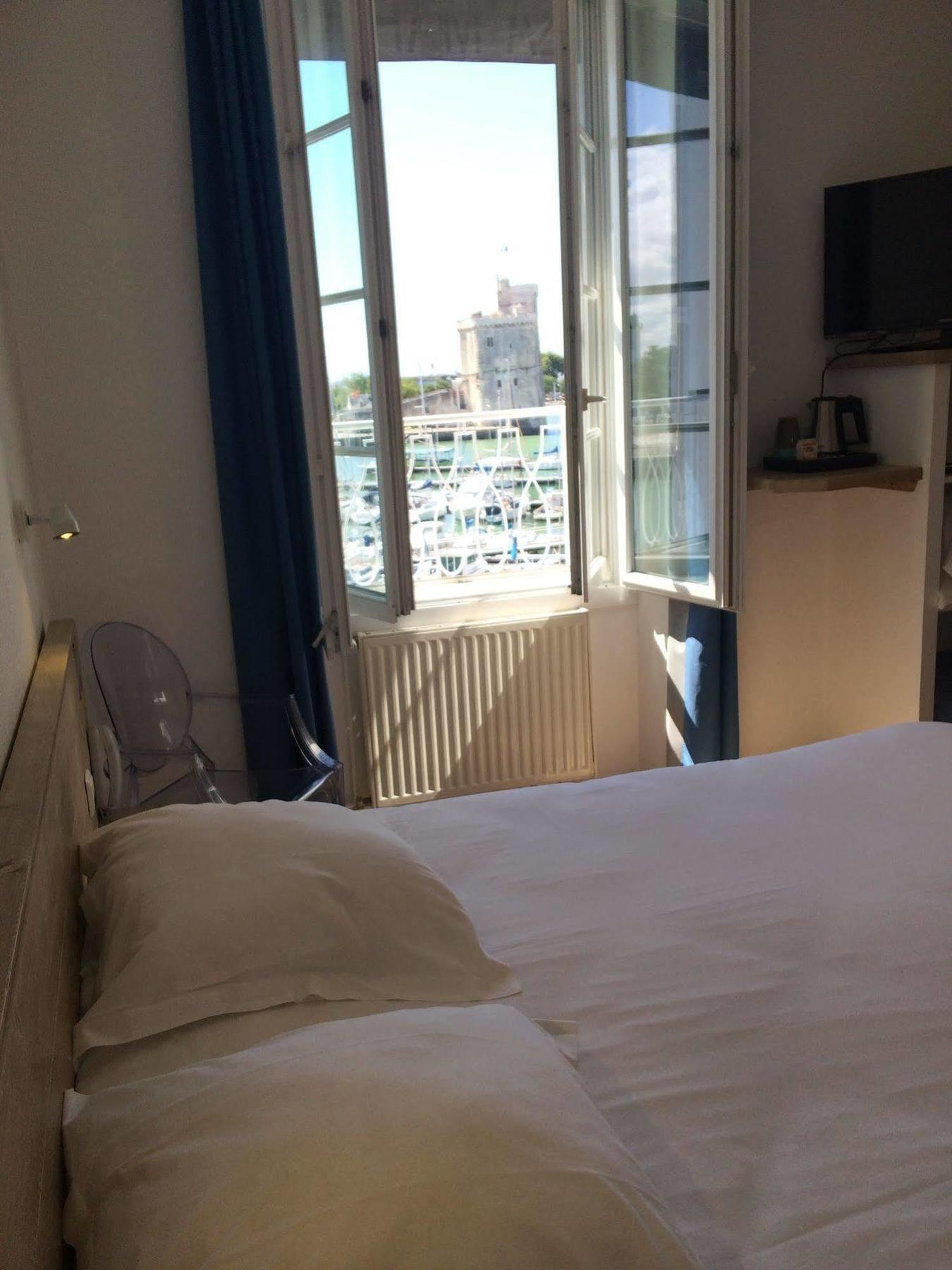 Hotel La Marine, Vieux Port ラ・ロシェル エクステリア 写真
